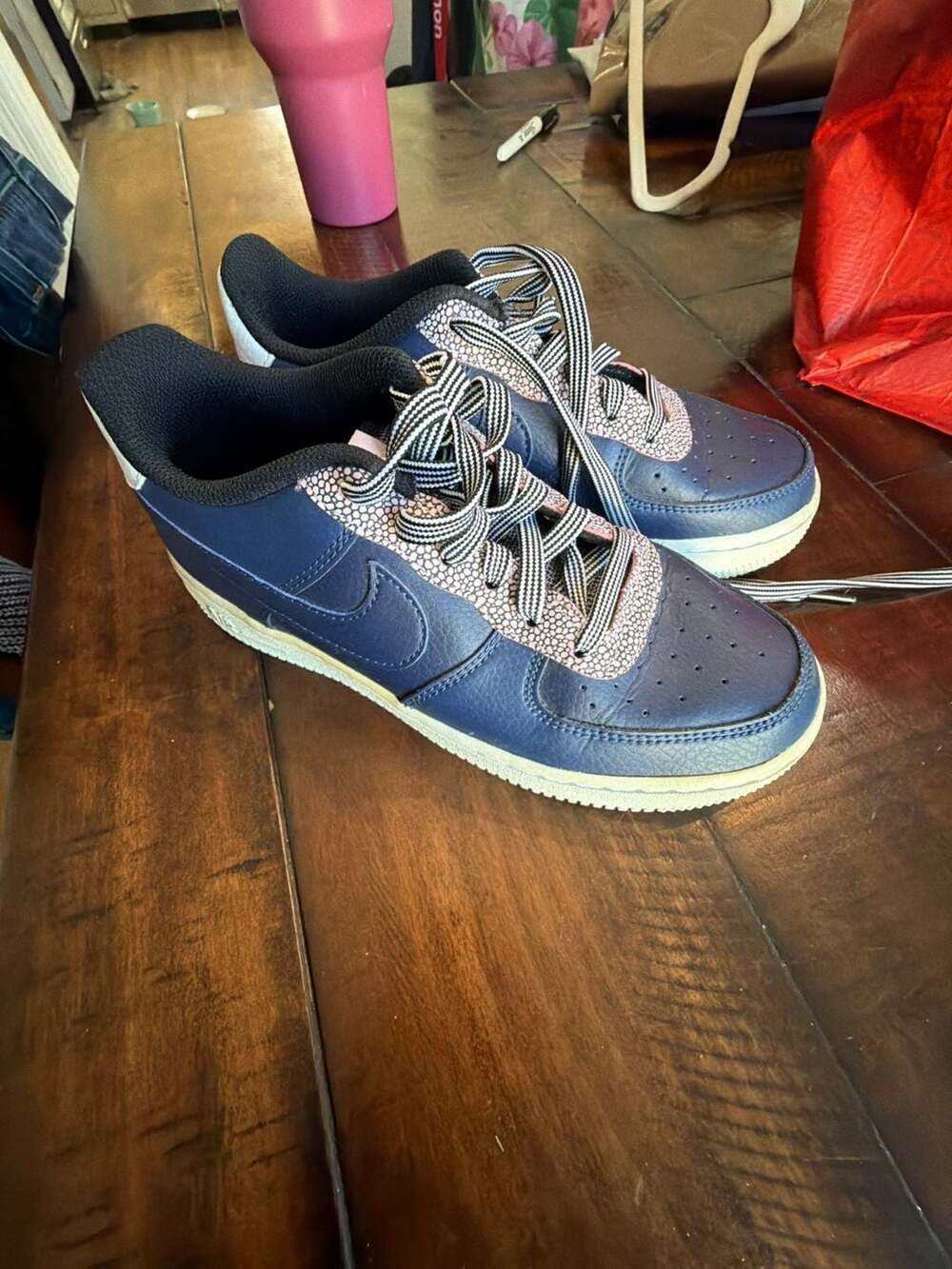 Nike Air Force 1 LV8 4 GS Midnight Navy Pebble Print Sneakers - Picture 4 of 7